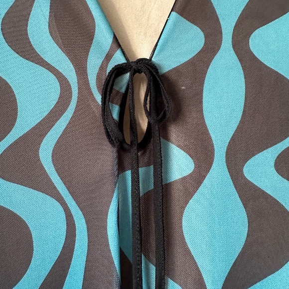 Another Girl Swirl Maxi Dress, V-Neck - Picture 4 of 4